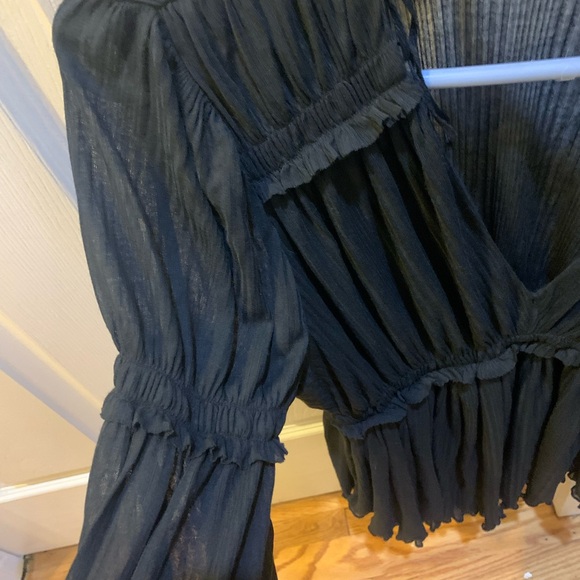 BRAND NEW FREE PEOPLE TOP SZ XS - Picture 3 of 5